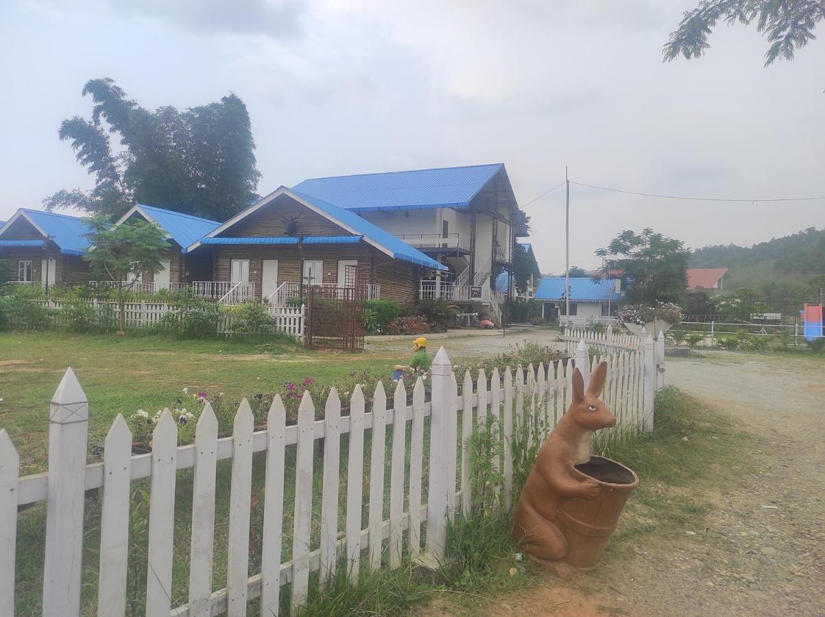 Changs Resort Kaharpara Bagian luar foto