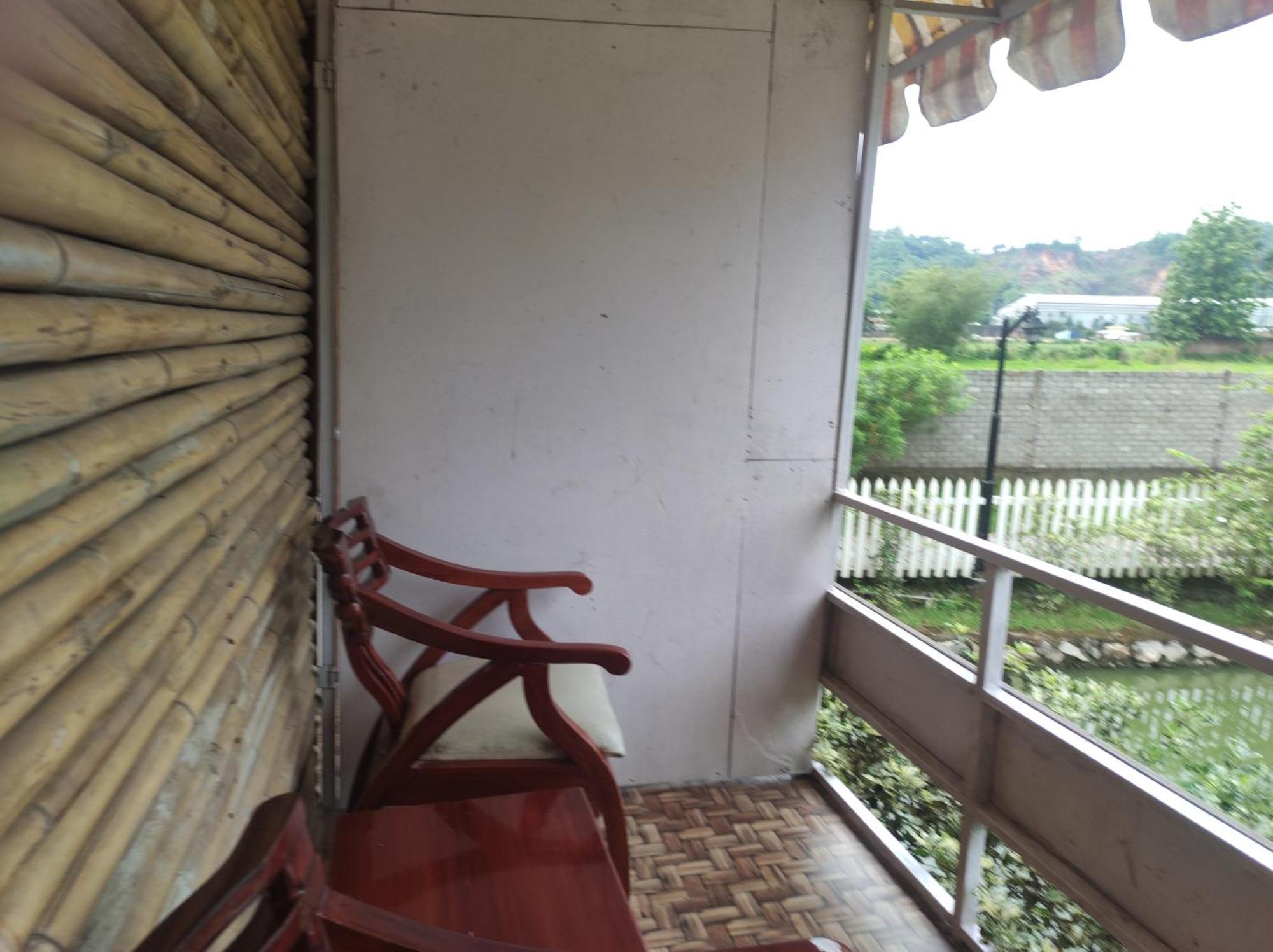 Changs Resort Kaharpara Bagian luar foto