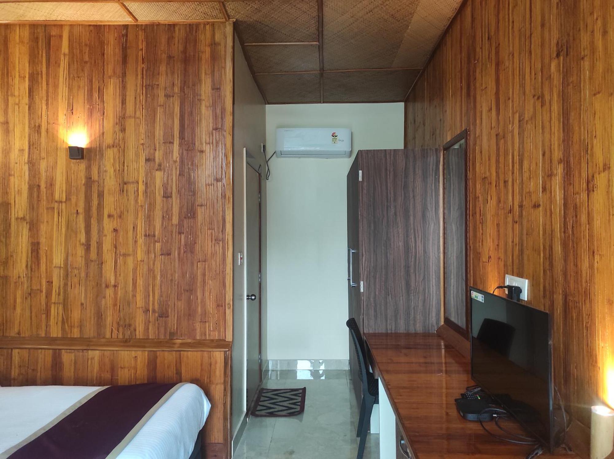 Changs Resort Kaharpara Bagian luar foto